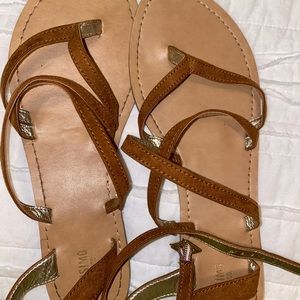 brown/ tan strappy sandals